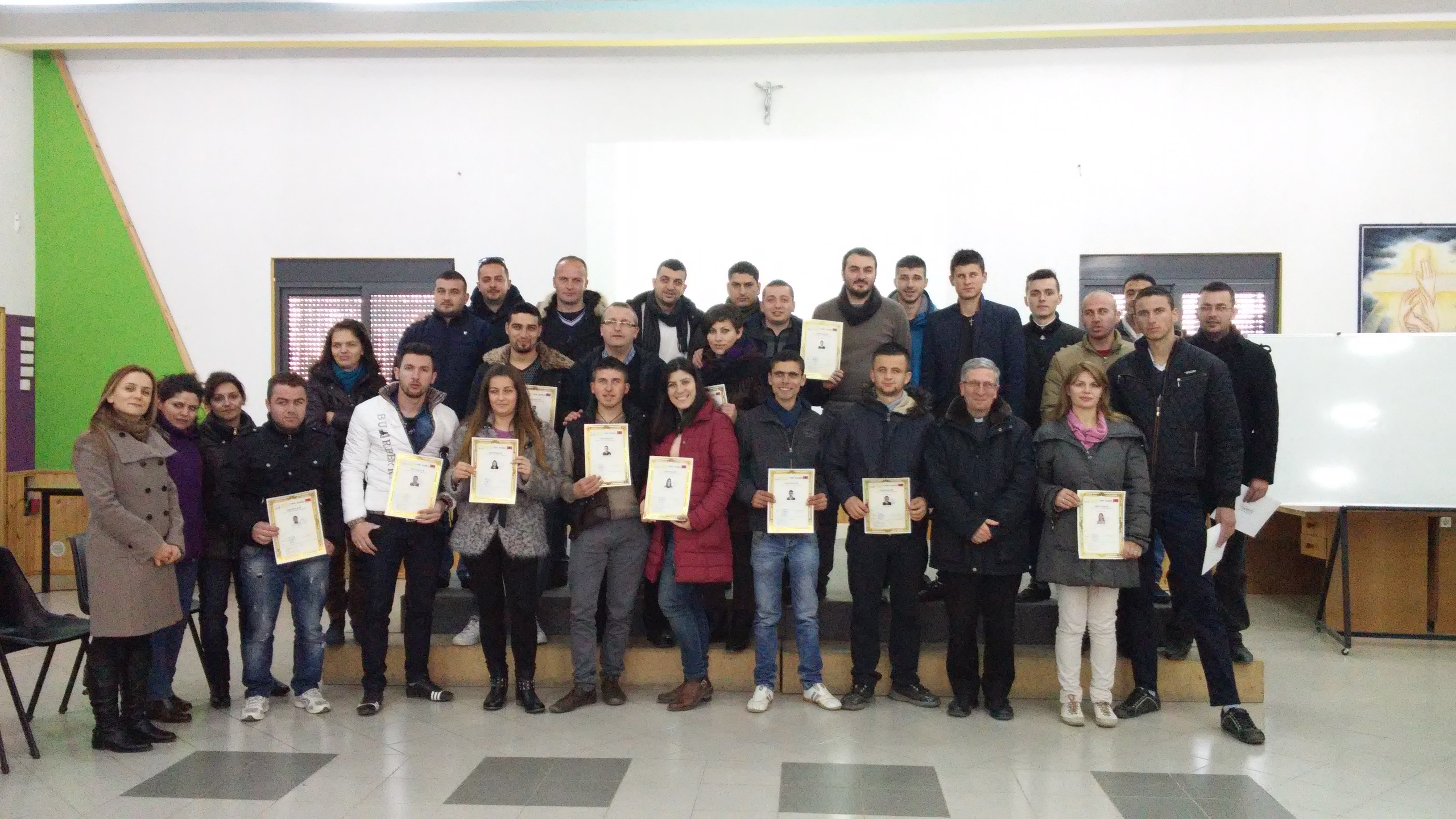 (15 gennaio 2015) Consegna dei certificati ai partecipanti del corso  di avvio d'impresa
